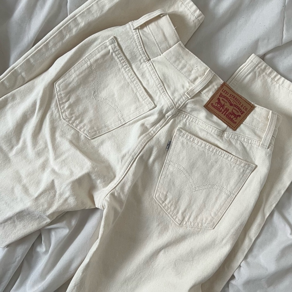 Levi's Off-White Low Pro Straight Jeans